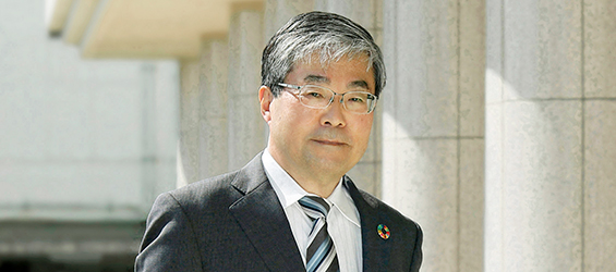 中部学院大学 学長・たのしみん祭実行委員会 会長 江馬 諭