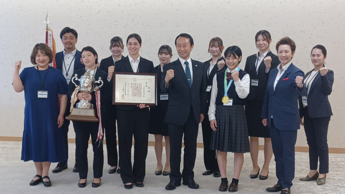 第６１回　東日本大学空手道選手権大会　女子組手団体　初優勝