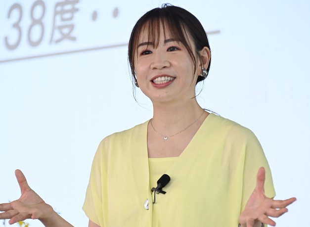 学生に「細かい話し方の技術よりも自分の引き出しをたくさん持つことが大事」とアドバイス