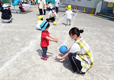 1年生が見学実習（常磐保育園）に行ってきました