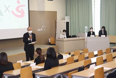 生産農家代表としてとれったひろば出荷者協議会長の岸民夫氏からご講評いただきました。