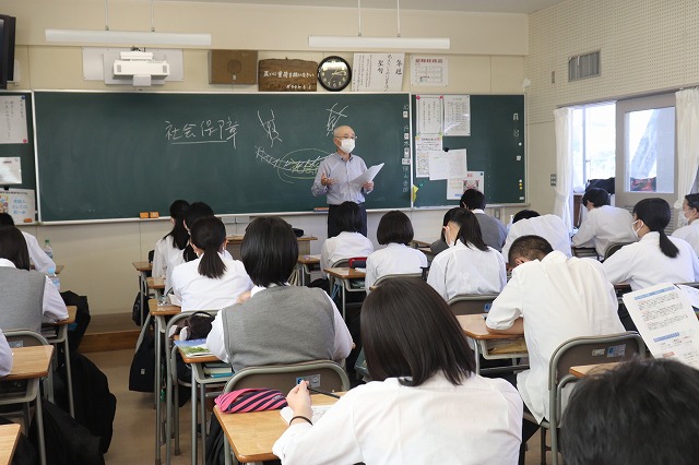 済美高等学校と人間福祉学部の高大連携授業