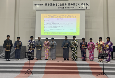 インドネシアの民族楽器アンクルンで「七夕さま」を演奏しました