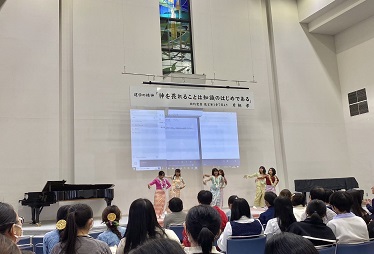 ミャンマー留学生の民族舞踊