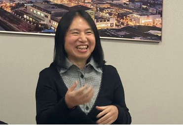 旧会長 謝書霞(シャ ショカ)さん