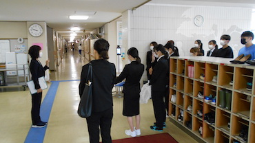 村田ゼミの学生が「中濃特別支援学校」に見学に行ってきました！