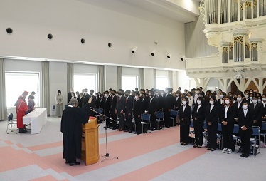 半年先輩の在学生も一緒に参加しお祝いしました。新入生の困りごとを毎日サポートしてくれています。