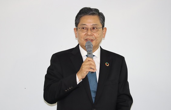「新しい支店業務によってビジネスを転換していく」と語る村瀬氏